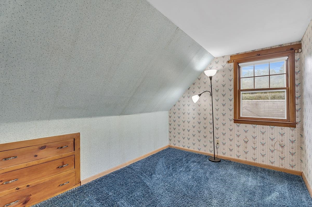 52 Cataract Avenue Dover, NH 03820 - Photo 15 of 32