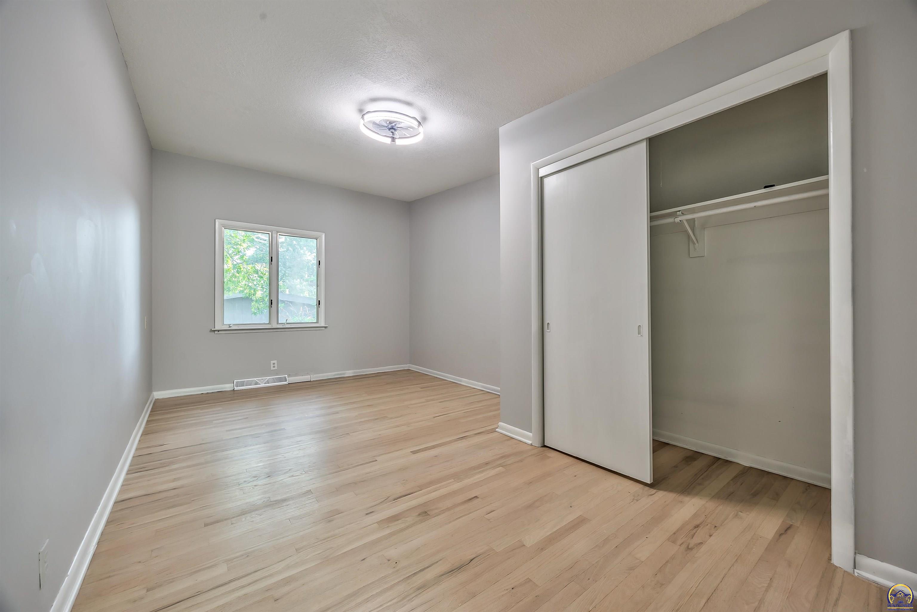 1709 Southwest 26th Street Topeka, KS 66611 - Photo 20 of 40 Gallery Image 20