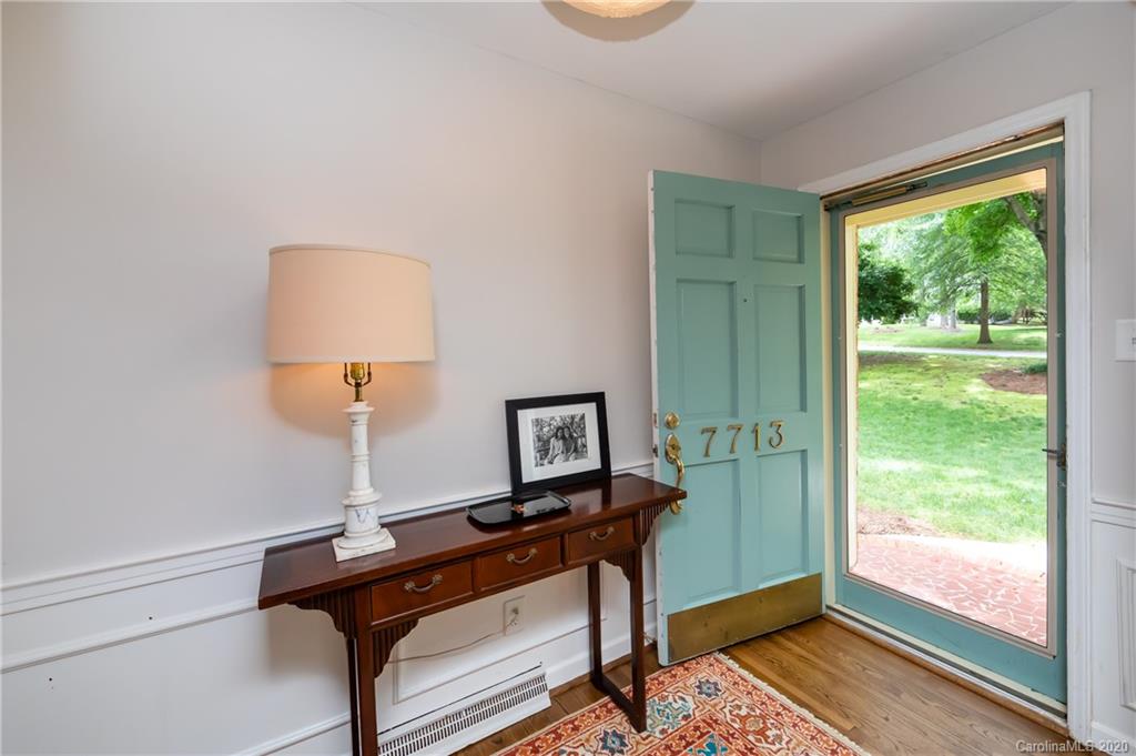 7713 Whistlestop Road Charlotte, NC 28210 - Photo 3 of 46 Gallery Image 3