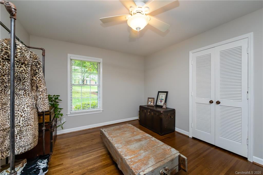 7713 Whistlestop Road Charlotte, NC 28210 - Photo 32 of 46 Gallery Image 32