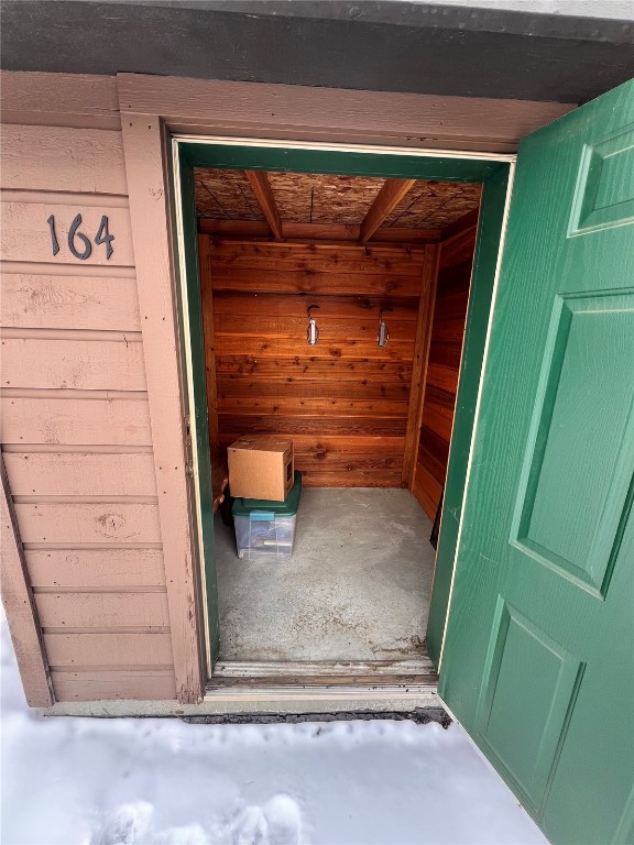 164 Buck Ridge Road, Unit 164 Summit Cove, CO 80435 - Photo 21 of 28 a view of entryway