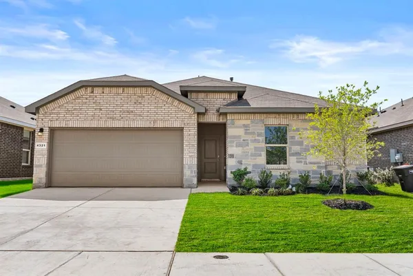 $310,000 | 4321 Valley Brook Drive, Crowley, TX 76036