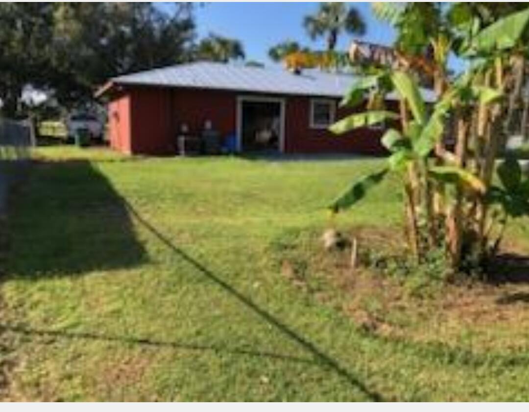 8404 Hibiscus Road Fort Pierce, FL 34951 - Photo 5 of 23 Screenshot_20231026-102335