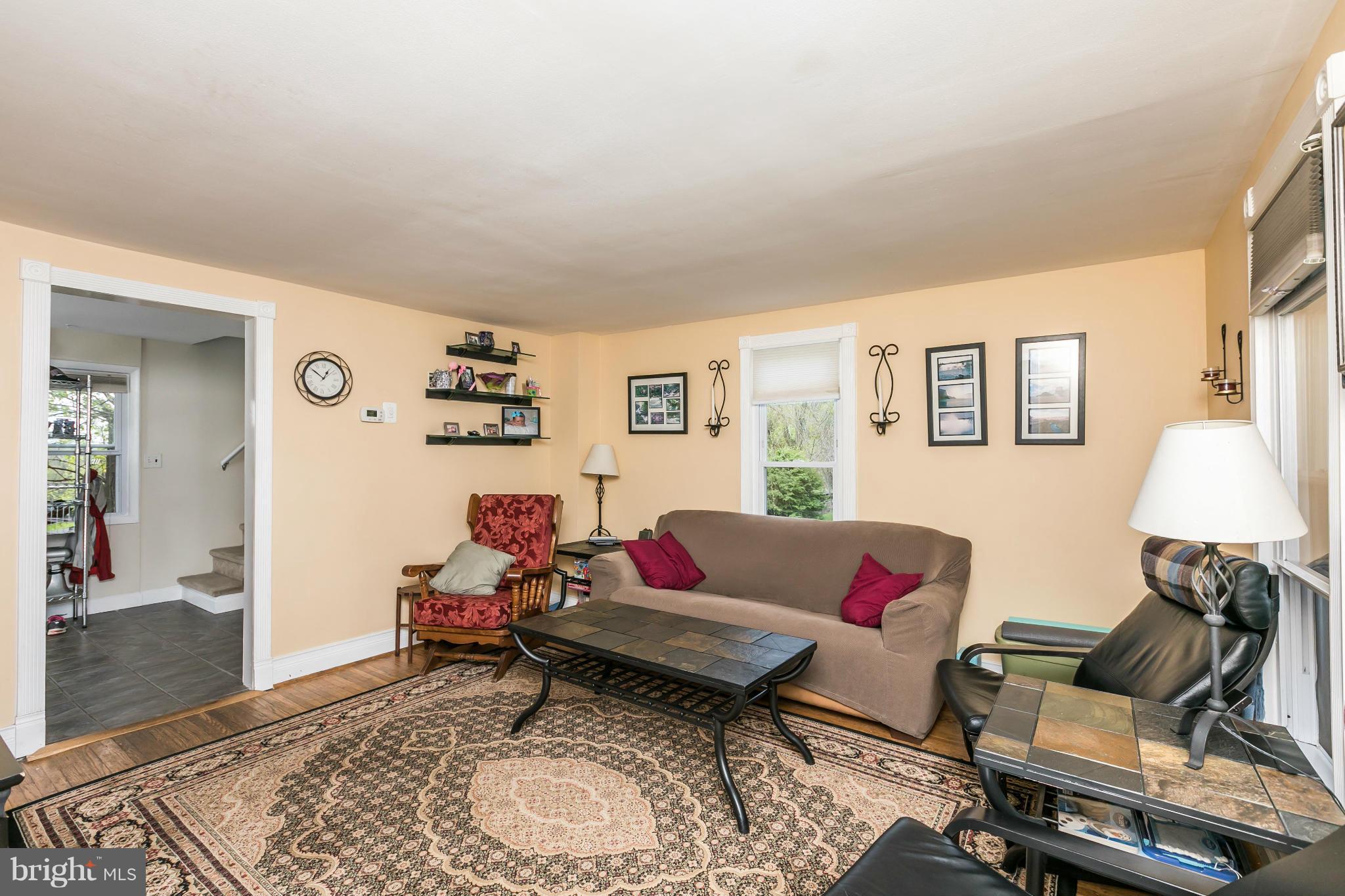 14822 Old Hanover Road Upperco, MD 21155 - Photo 8 of 30 Living Room