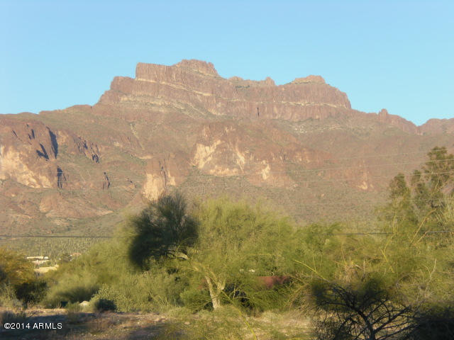 710 North Muleshoe Road Apache Junction, AZ 85119 - Photo 4 of 7 CIMG3387