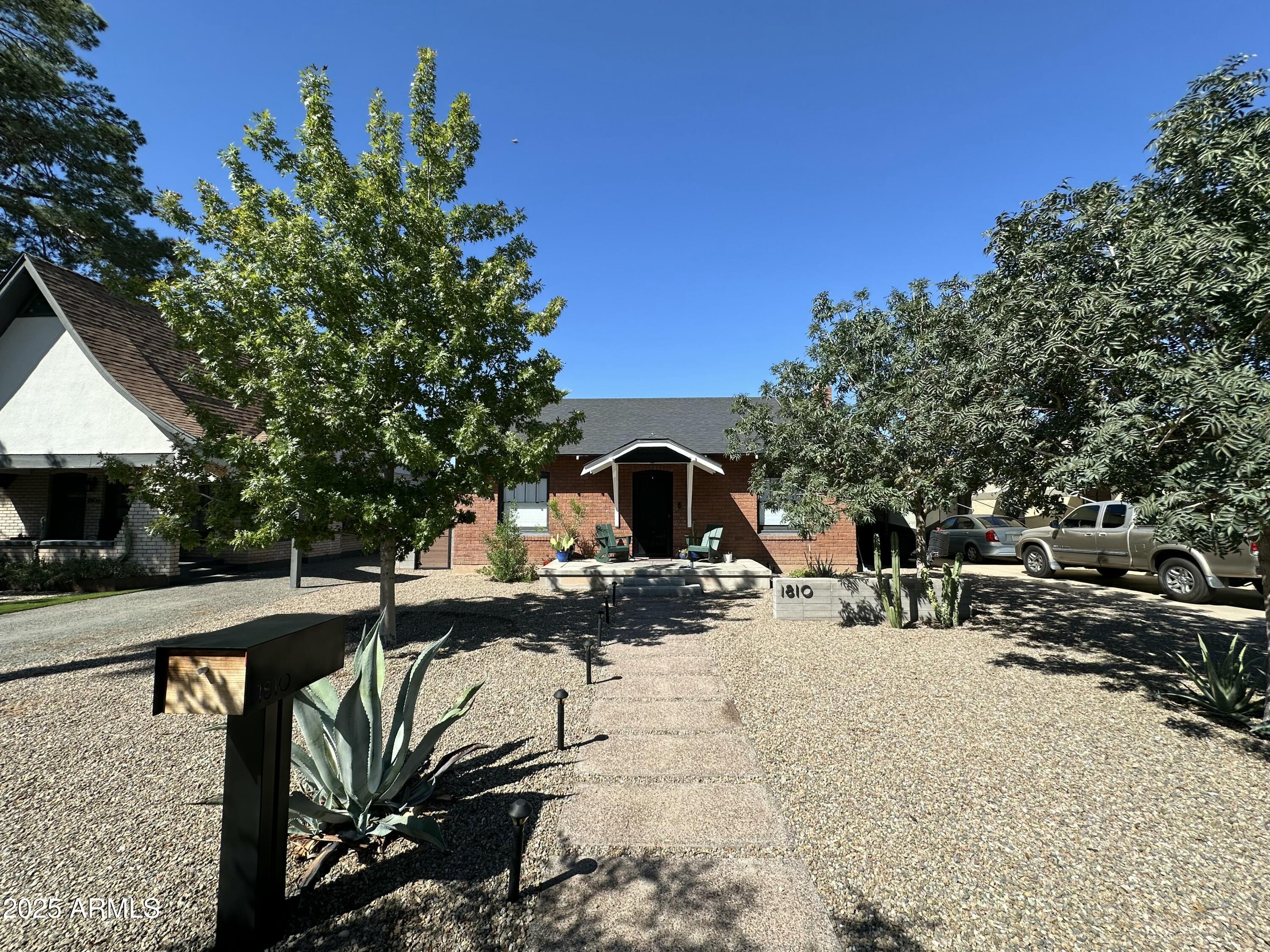 1810 North Mitchell Street Phoenix, AZ 85006 - Photo 3 of 5 a view of swimming pool with a patio