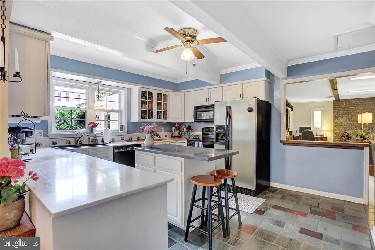 901 Forbes Road Carlisle, PA 17013 - Photo 7 of 25 Gallery Image 7