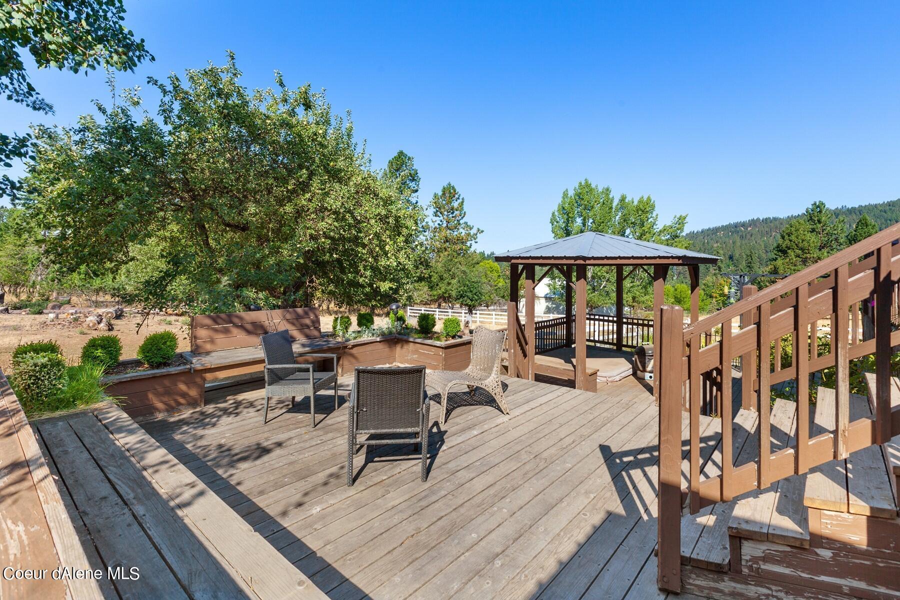 2938 East Murphy Road Coeur D'Alene, ID 83814 - Photo 9 of 51 Soak in the Hot Tub