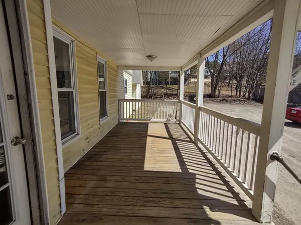 $1,900 | 48 Laurel Street, Unit 2, Newport, NH 03773