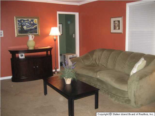 372 Willowbrook Road Staten Island, NY 10314 - Photo 3 of 8 Additional Photo