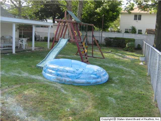 372 Willowbrook Road Staten Island, NY 10314 - Photo 5 of 8 Additional Photo