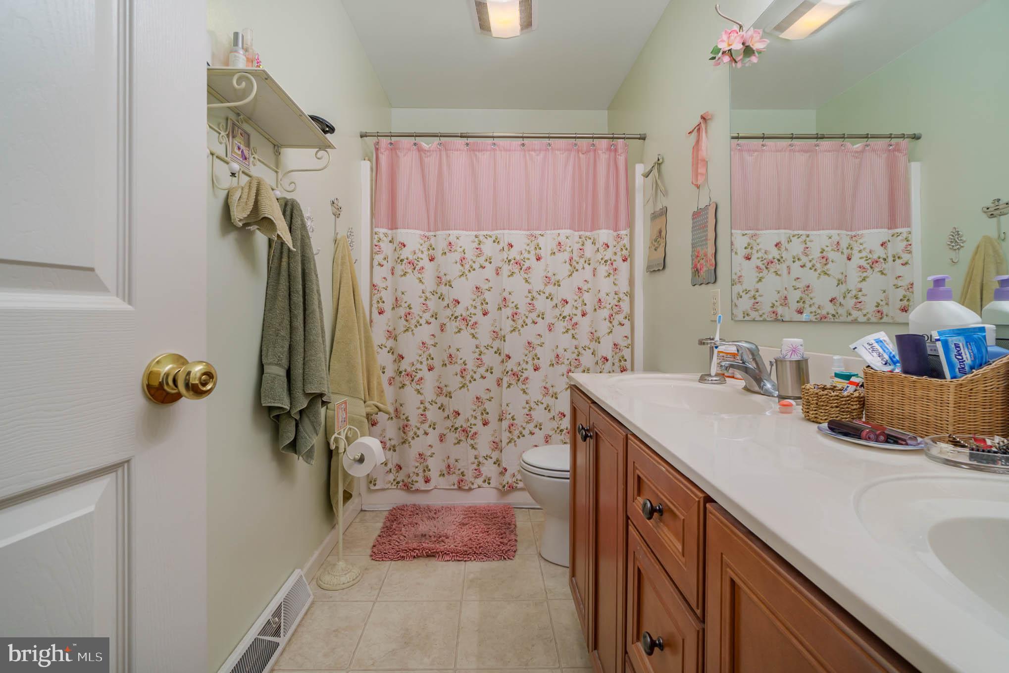 1787 Rocky Road Dover, PA 17315 - Photo 18 of 25 Gallery Image 18