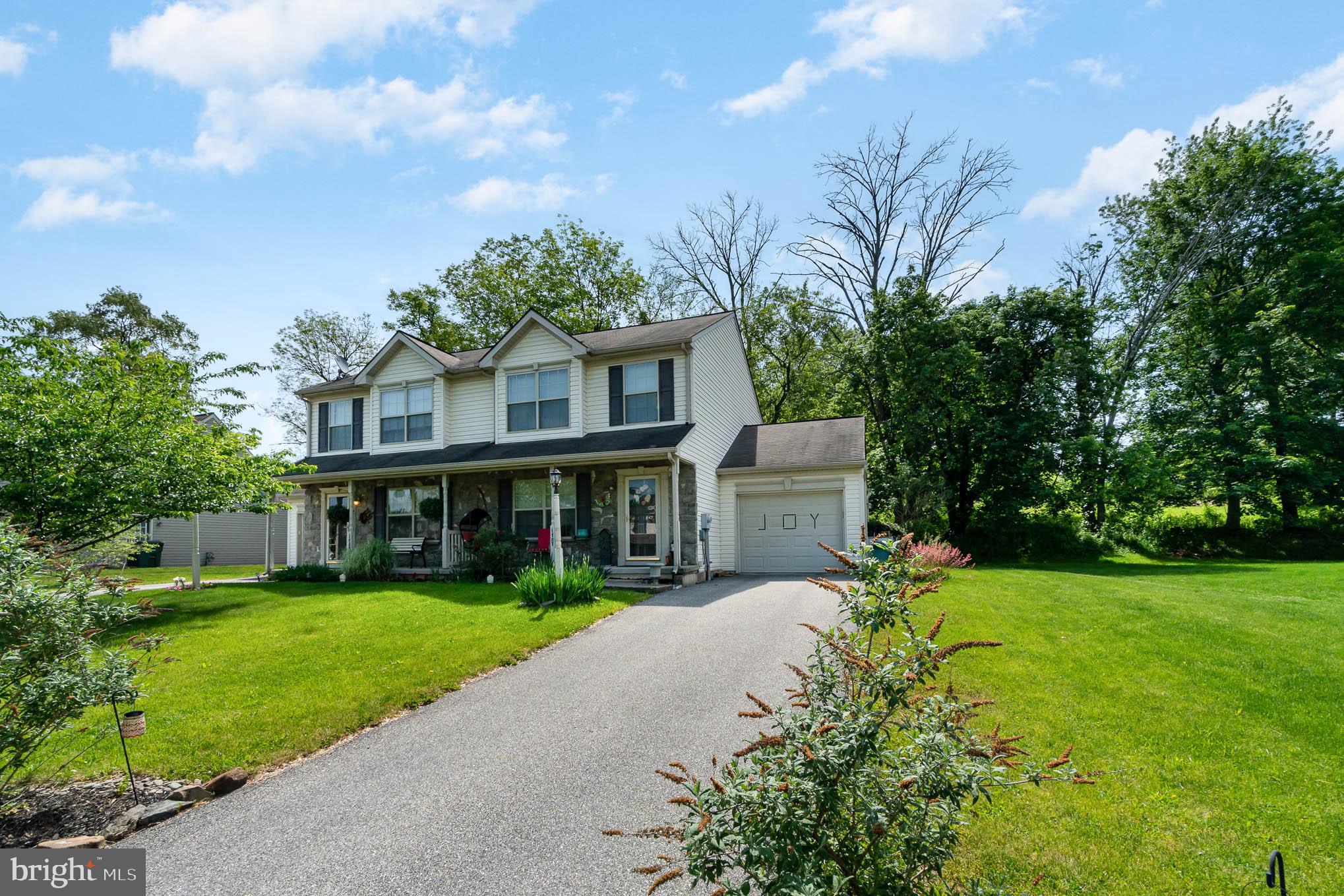 1787 Rocky Road Dover, PA 17315 - Photo 3 of 25 Gallery Image 3