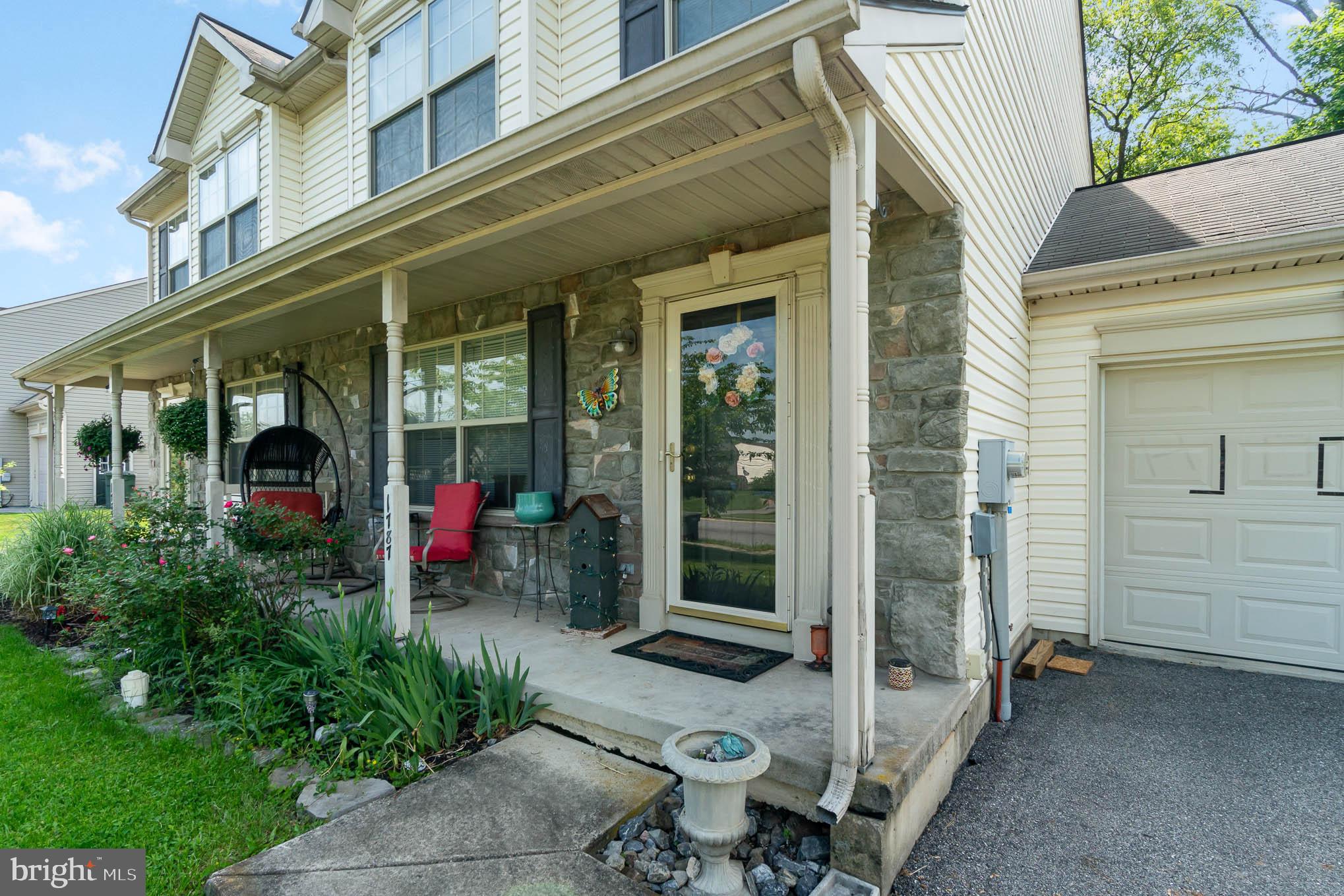 1787 Rocky Road Dover, PA 17315 - Photo 4 of 25 Gallery Image 4