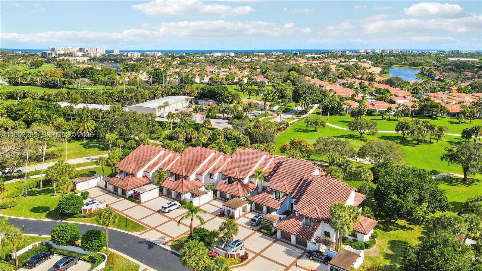 16600 Traders Crossing South, Unit 253 Jupiter, FL 33477 - Photo 32 of 67 a view of a city