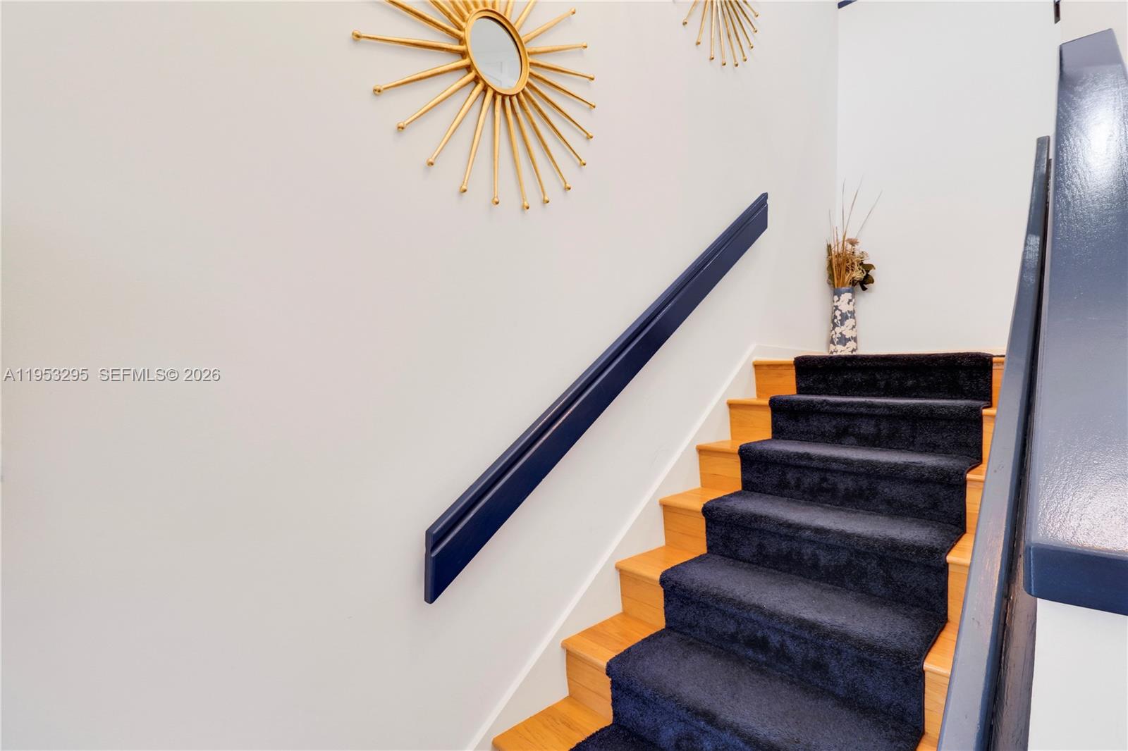 16600 Traders Crossing South, Unit 253 Jupiter, FL 33477 - Photo 64 of 67 a view of entryway