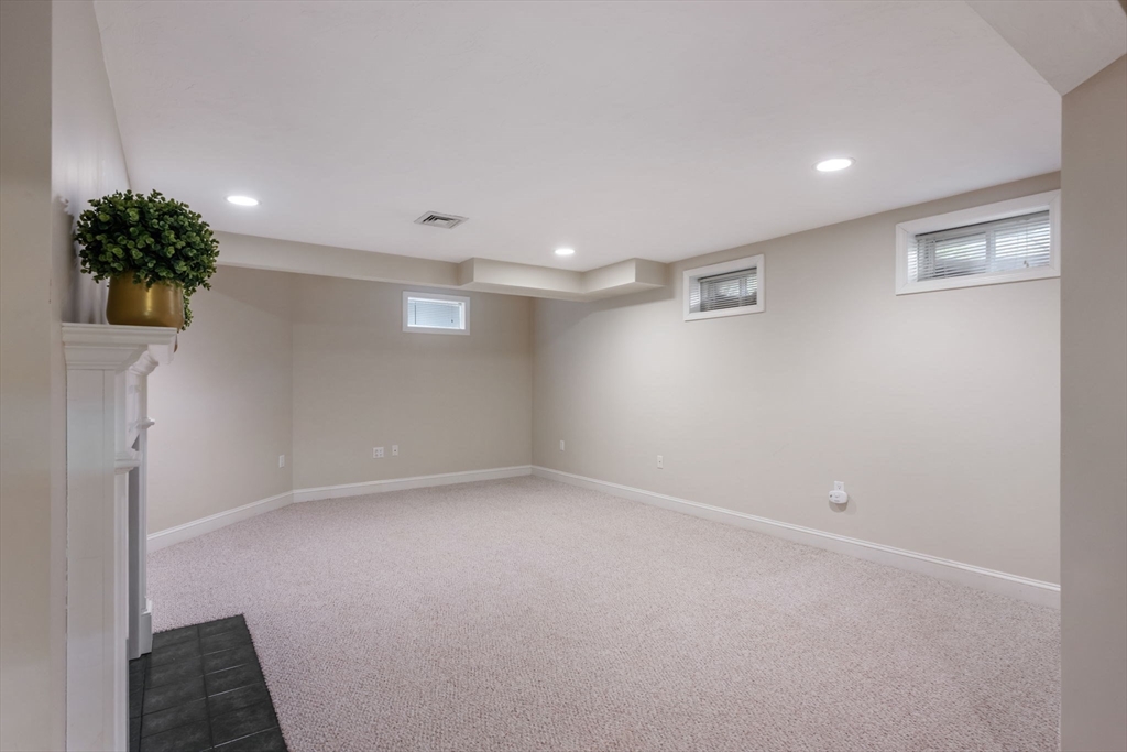 54 Bay Farm Road, Unit 54 Duxbury, MA 02332 - Photo 30 of 42