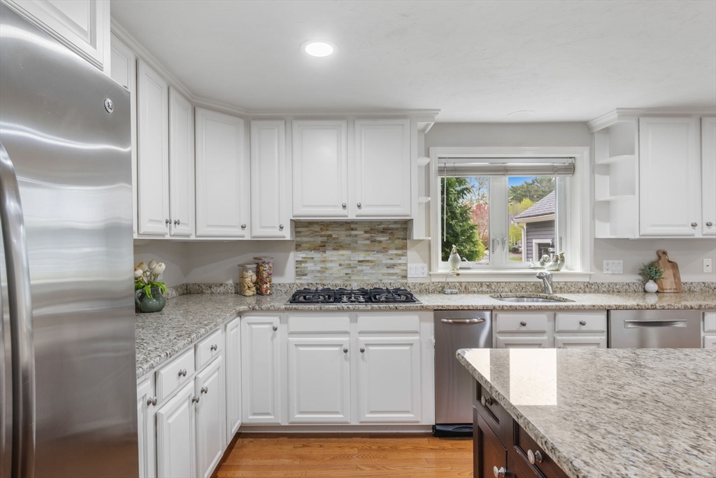 54 Bay Farm Road, Unit 54 Duxbury, MA 02332 - Photo 5 of 42