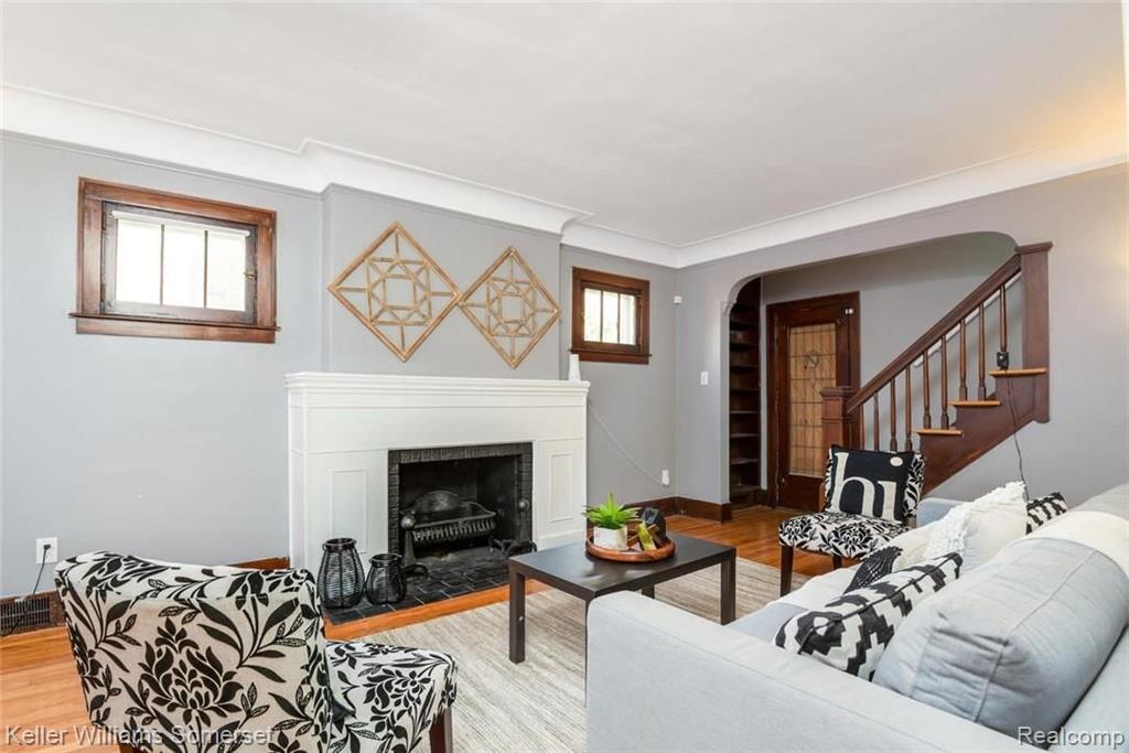 4698 Balfour Road Detroit, MI 48224 - Photo 4 of 15