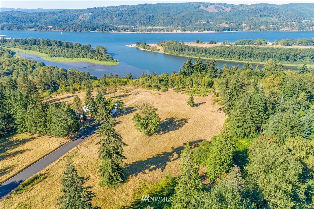 245 Risley Road, Unit 1 Kelso, WA 98626 - Photo 4 of 17 Gallery Image 4