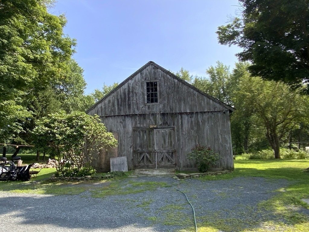 116 Christian Lane Whately, MA 01373 - Photo 32 of 40