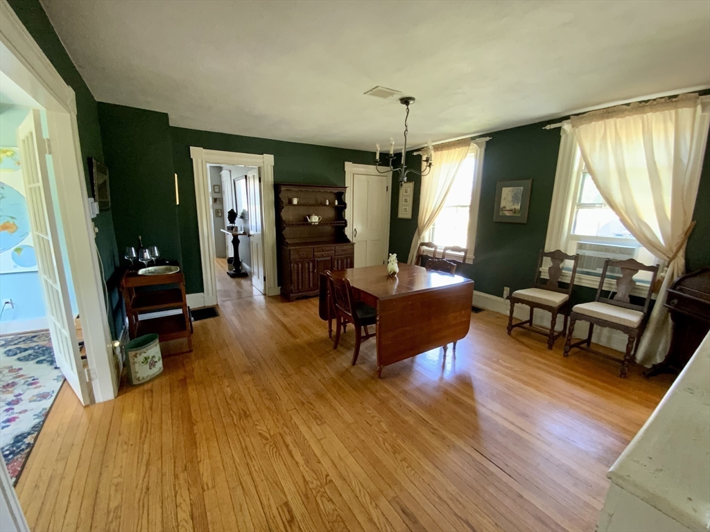 116 Christian Lane Whately, MA 01373 - Photo 7 of 40