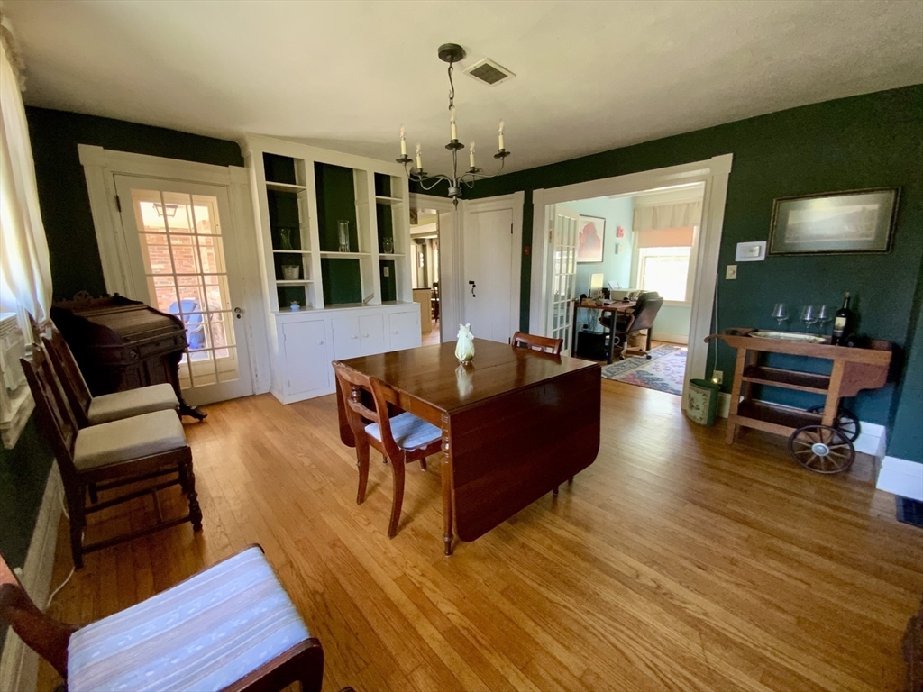116 Christian Lane Whately, MA 01373 - Photo 8 of 40