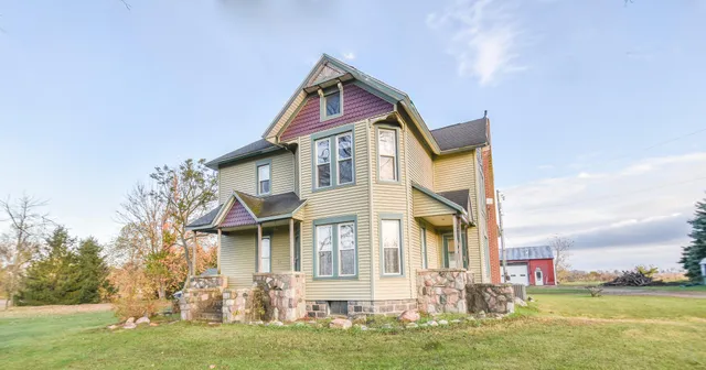 $299,900 | 824 Langwell Road, Bronson, MI 49028