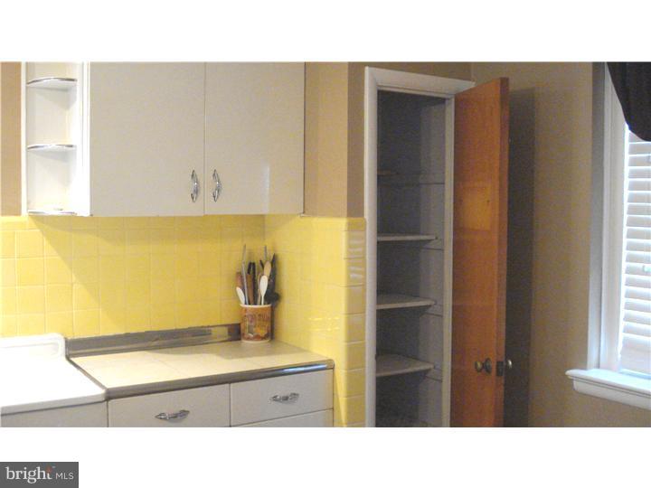 9976 Verree Road Philadelphia, PA 19115 - Photo 8 of 25 Kitchen