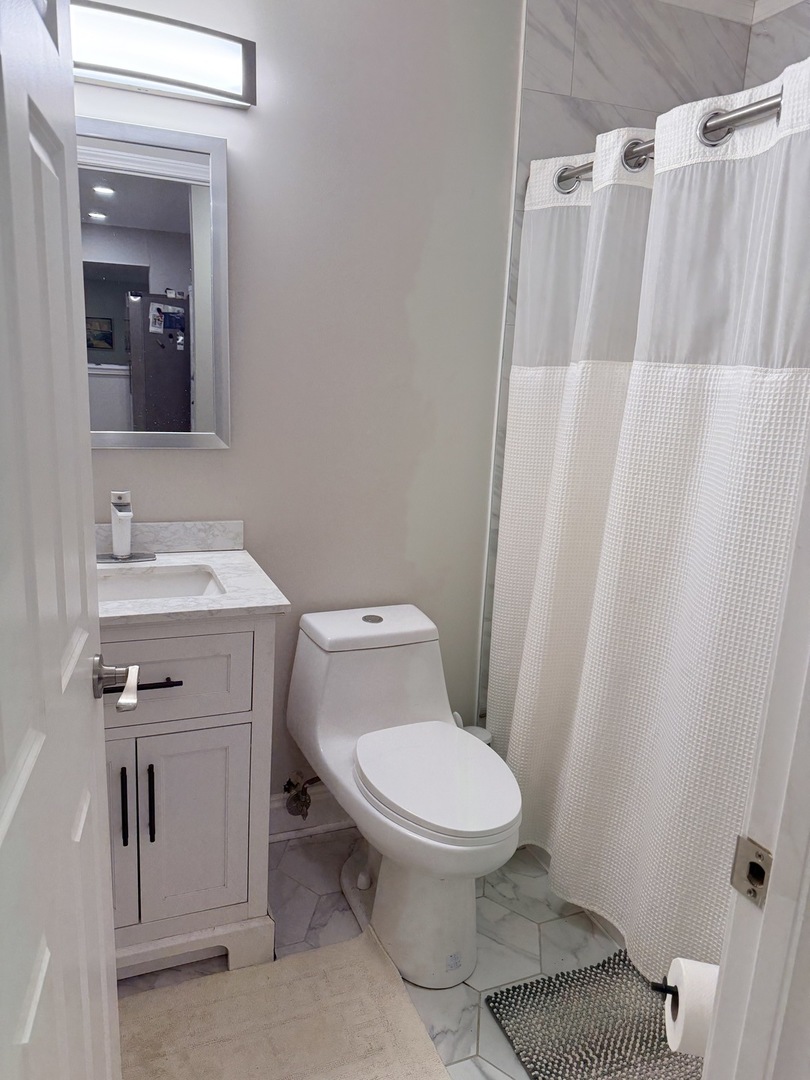 30W440 Whitney Road West Chicago, IL 60185 - Photo 2 of 5