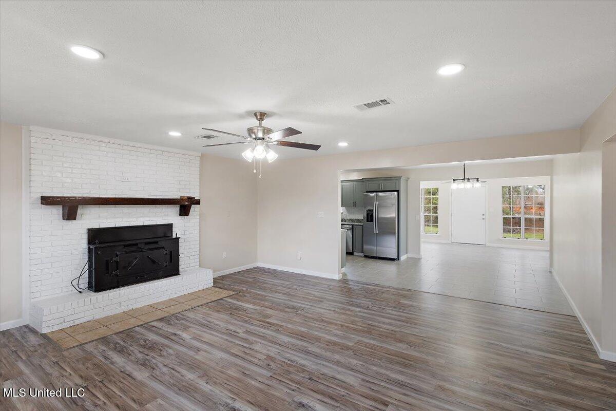 1233 Highway 25 Carthage, MS 39051 - Photo 9 of 35 07-HTP_0495