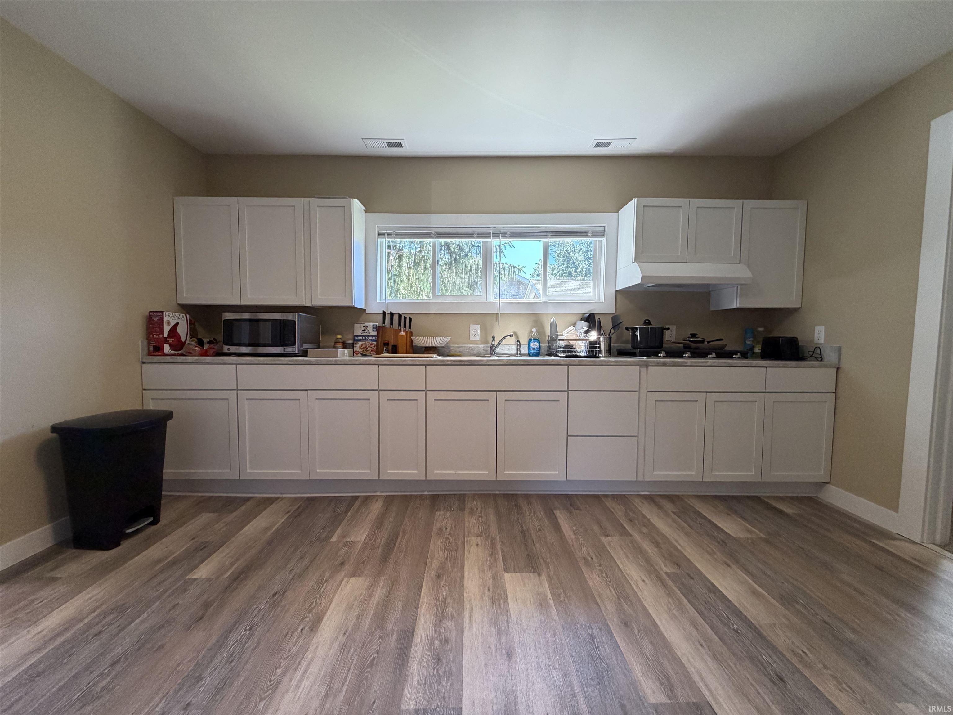 1210 4th Street Bedford, IN 47421 - Photo 18 of 34