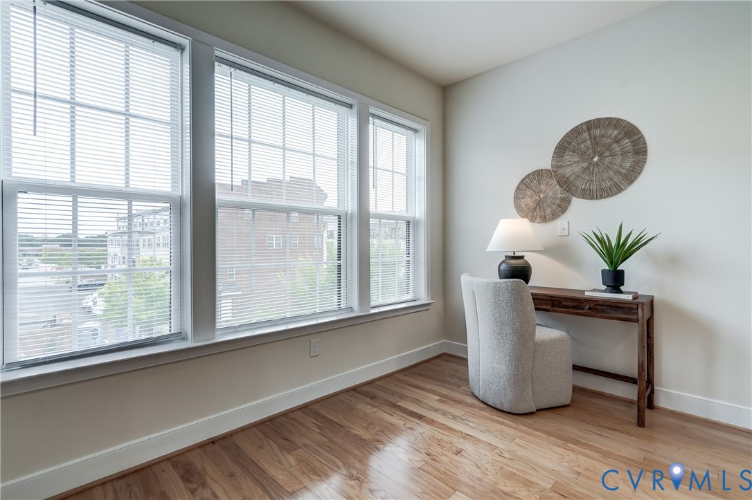 2006 Libbie Lake W Street, Unit B Richmond, VA 23230 - Photo 19 of 43 a view of a room with furniture and a window