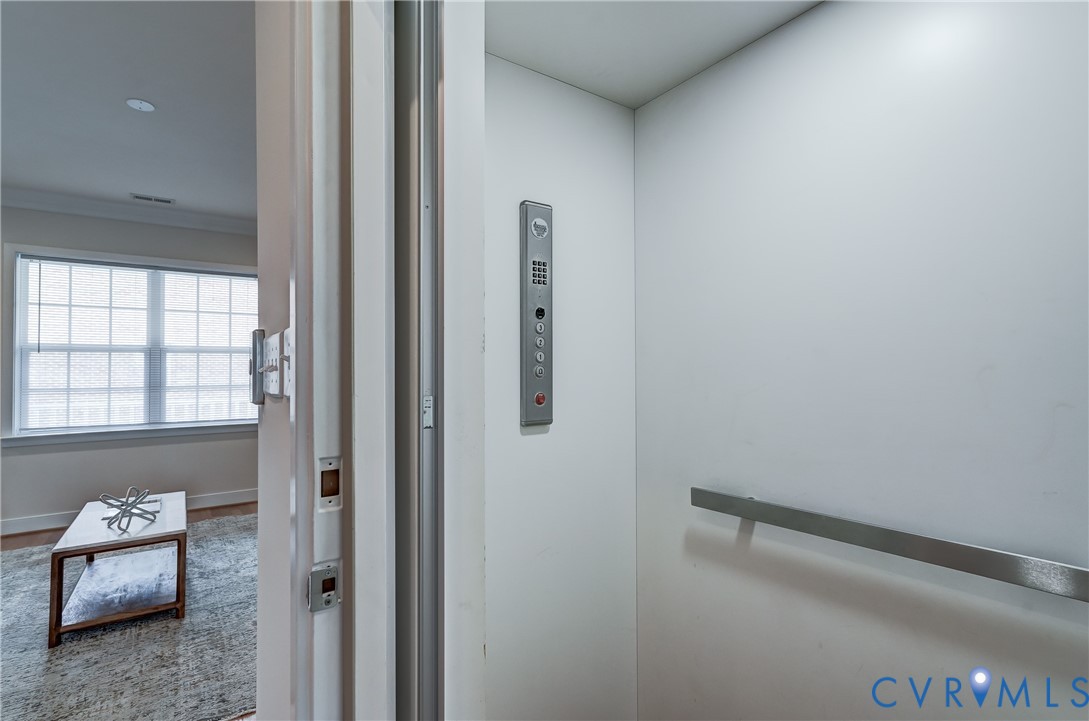 2006 Libbie Lake W Street, Unit B Richmond, VA 23230 - Photo 24 of 43