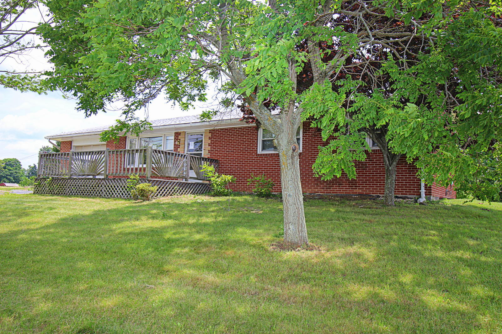 2121 Childress Road Christiansburg, VA 24073 - Photo 2 of 35 IMG_7509