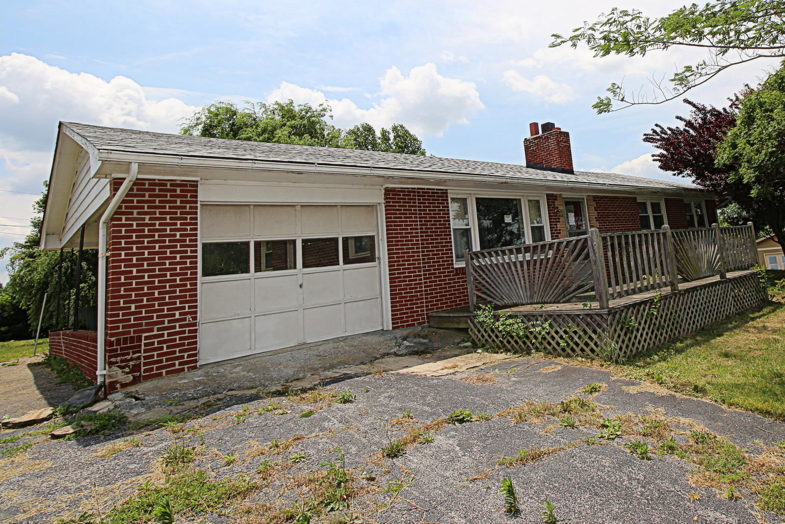 2121 Childress Road Christiansburg, VA 24073 - Photo 32 of 35 IMG_7521