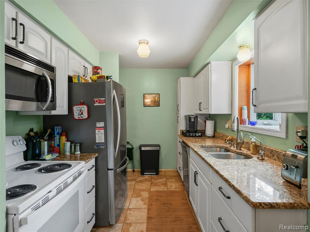 46275 West 11 Mile Road Novi, MI 48374 - Photo 28 of 44 Gallery Image 28