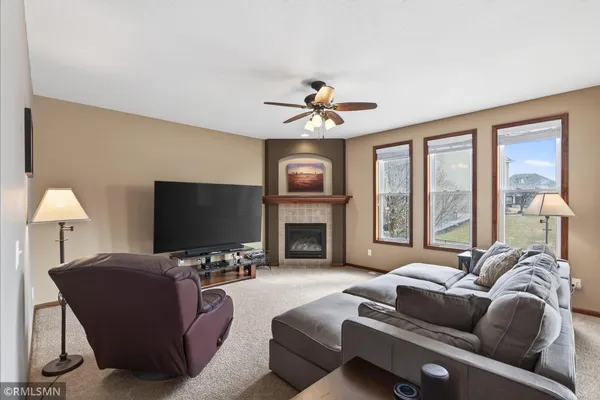 $675,000 | 10406 Florida Avenue North, Brooklyn Park, MN 55445