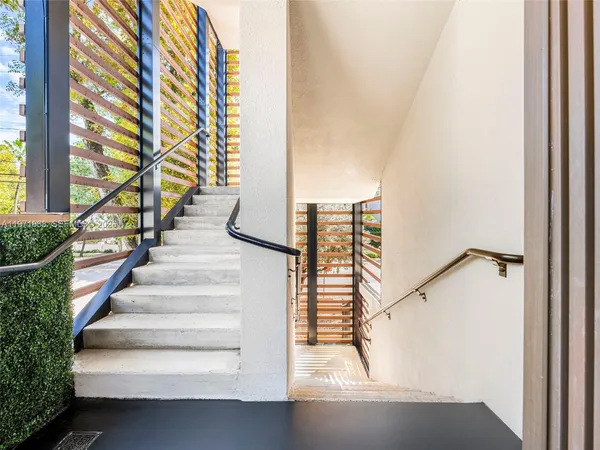 $5,500 | 2955 Bird Avenue, Unit 1A, Miami, FL 33133