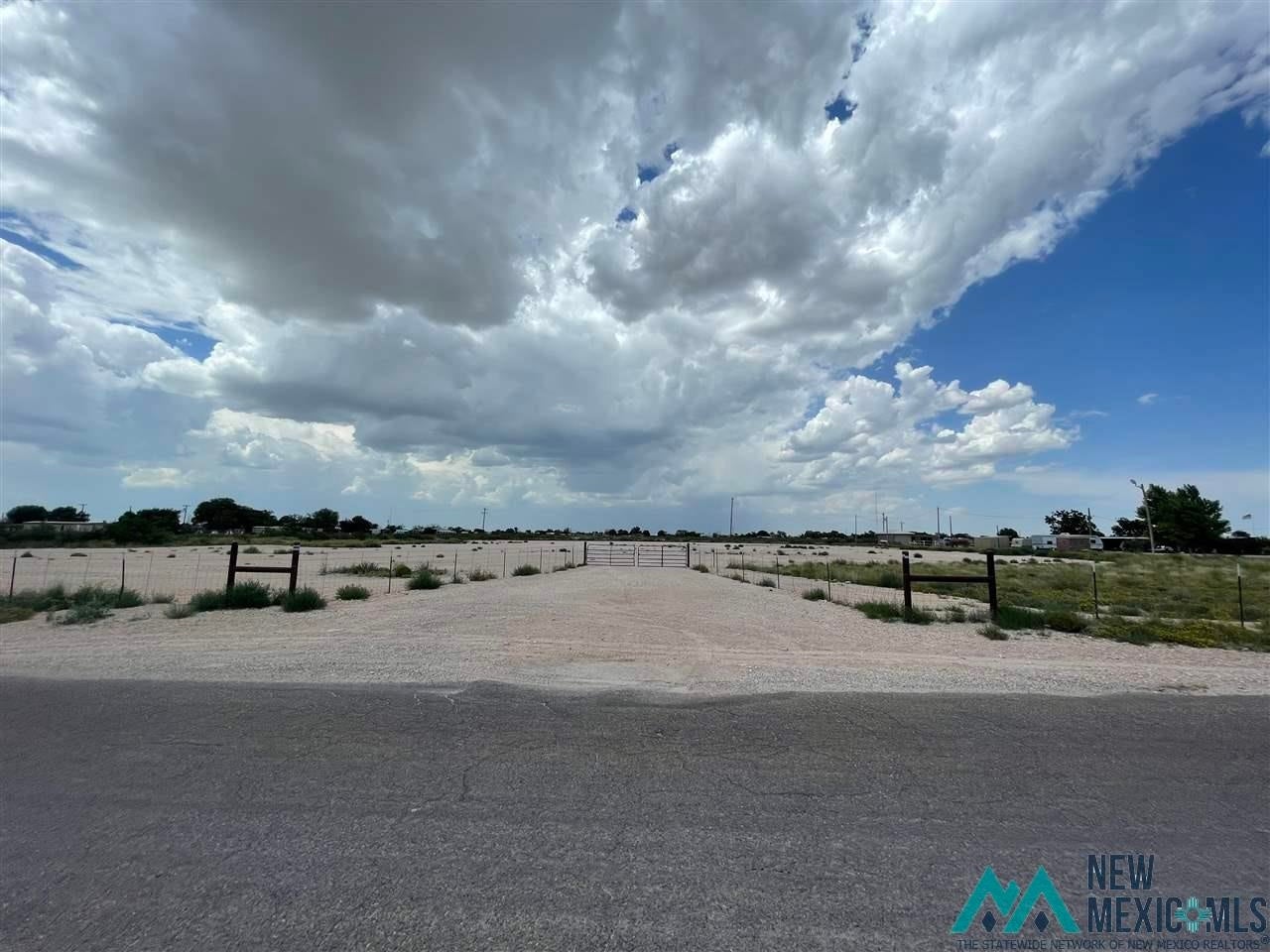 414 East Arco Road Hobbs, NM 88240 - Photo 1 of 4 Gallery Image 1