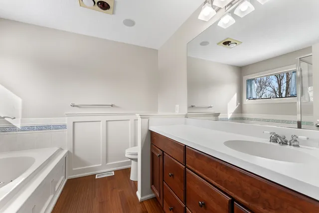 $659,000 | 27018 Glynns Creek Court, Eldridge, IA 52748