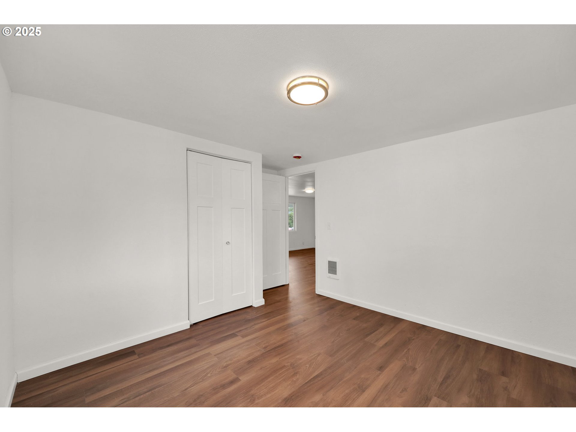 2665 E Street Springfield, OR 97477 - Photo 21 of 37 a view of an empty room