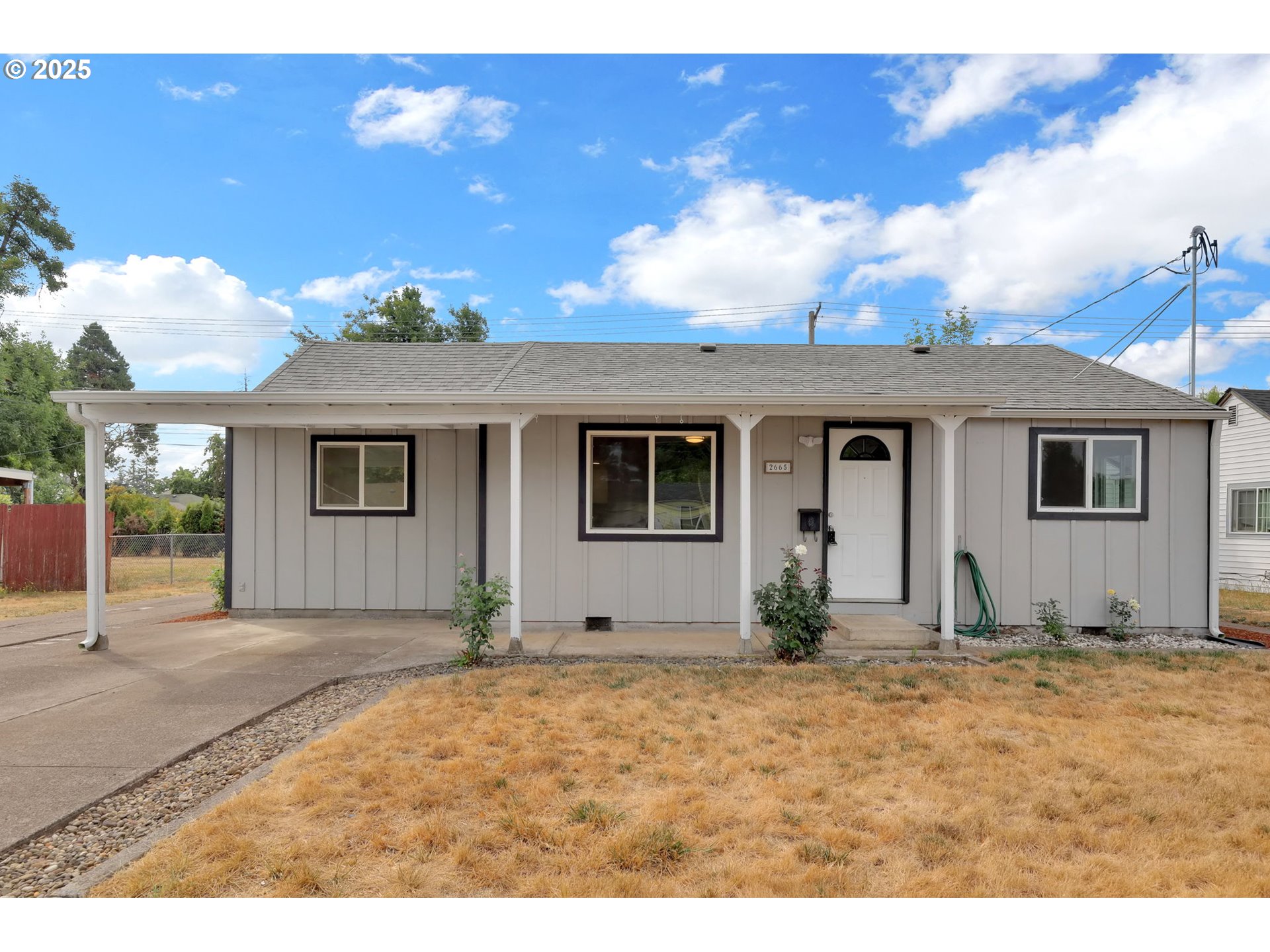 2665 E Street Springfield, OR 97477 - Photo 3 of 37 a view of house with yard