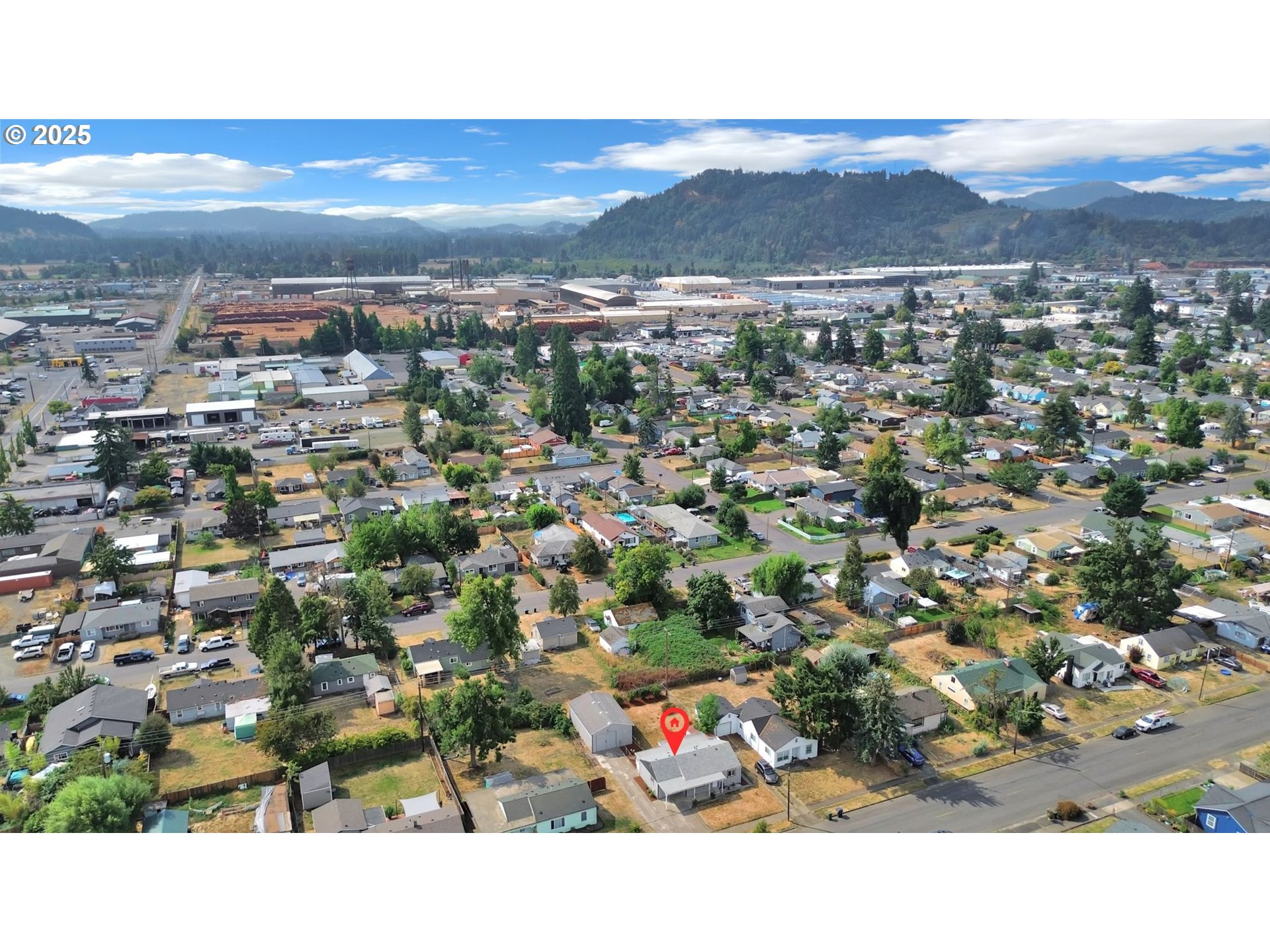 2665 E Street Springfield, OR 97477 - Photo 32 of 37 a view of a city