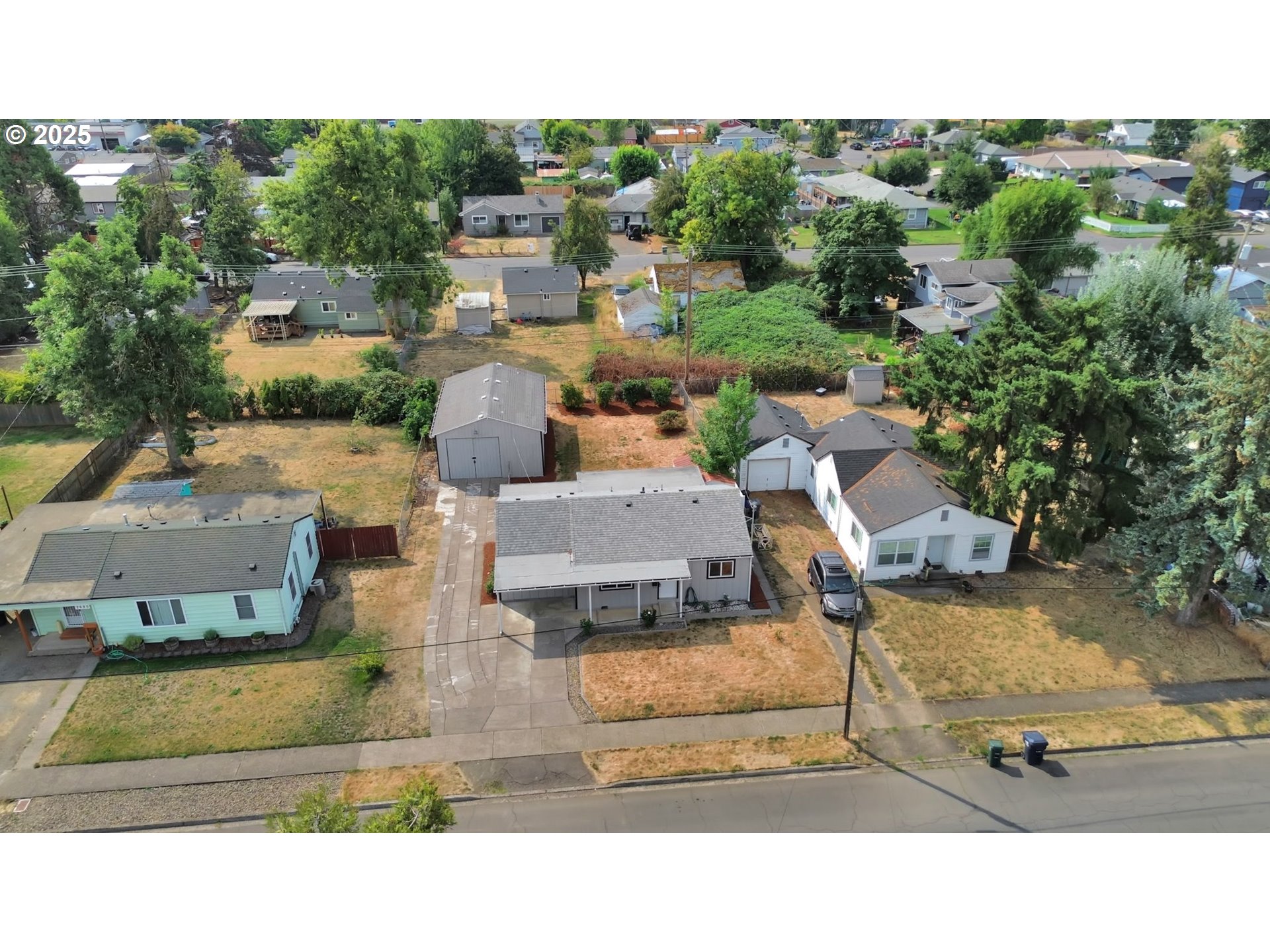 2665 E Street Springfield, OR 97477 - Photo 35 of 37 a picture of a city