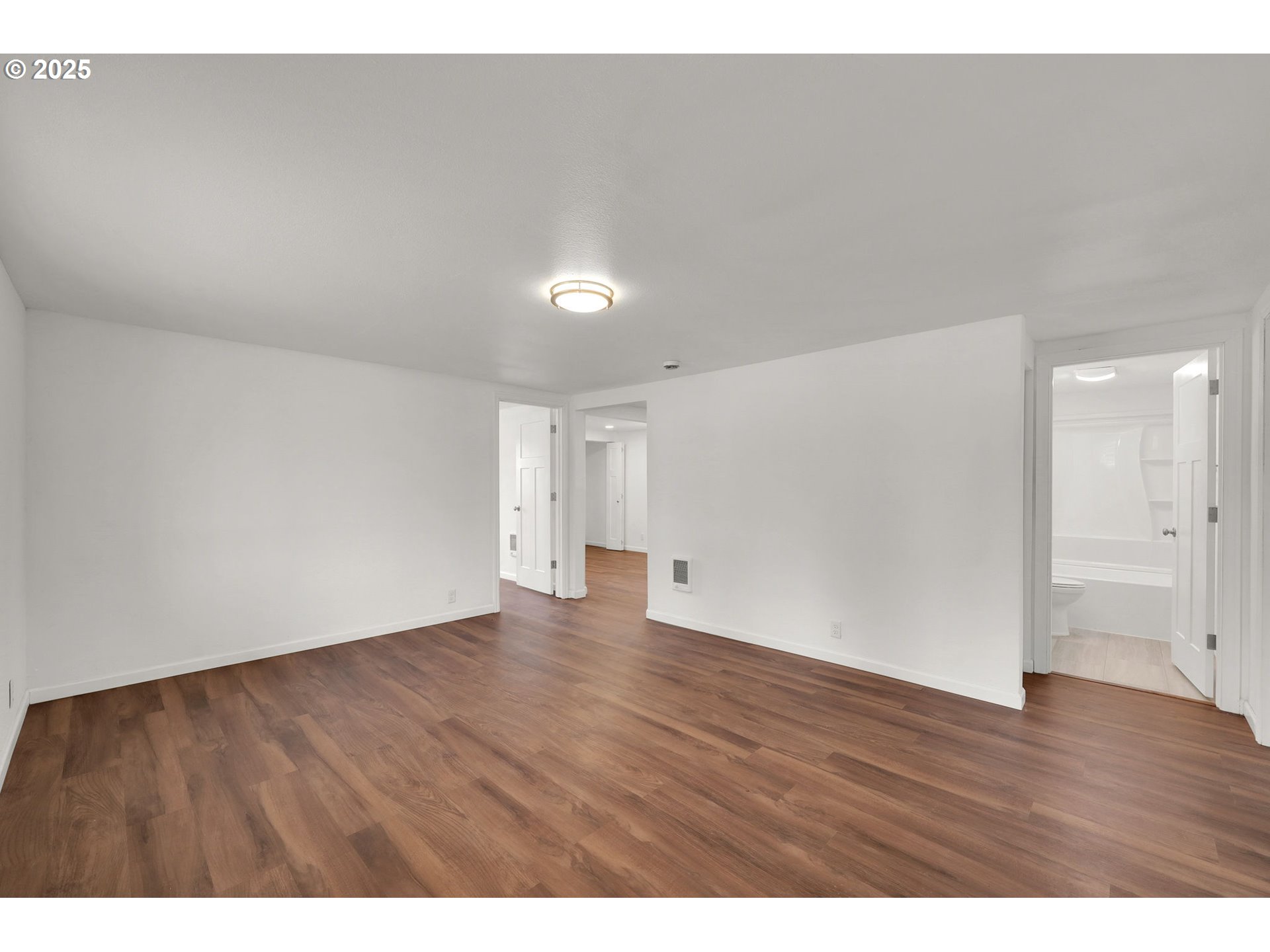 2665 E Street Springfield, OR 97477 - Photo 8 of 37 a view of an empty room