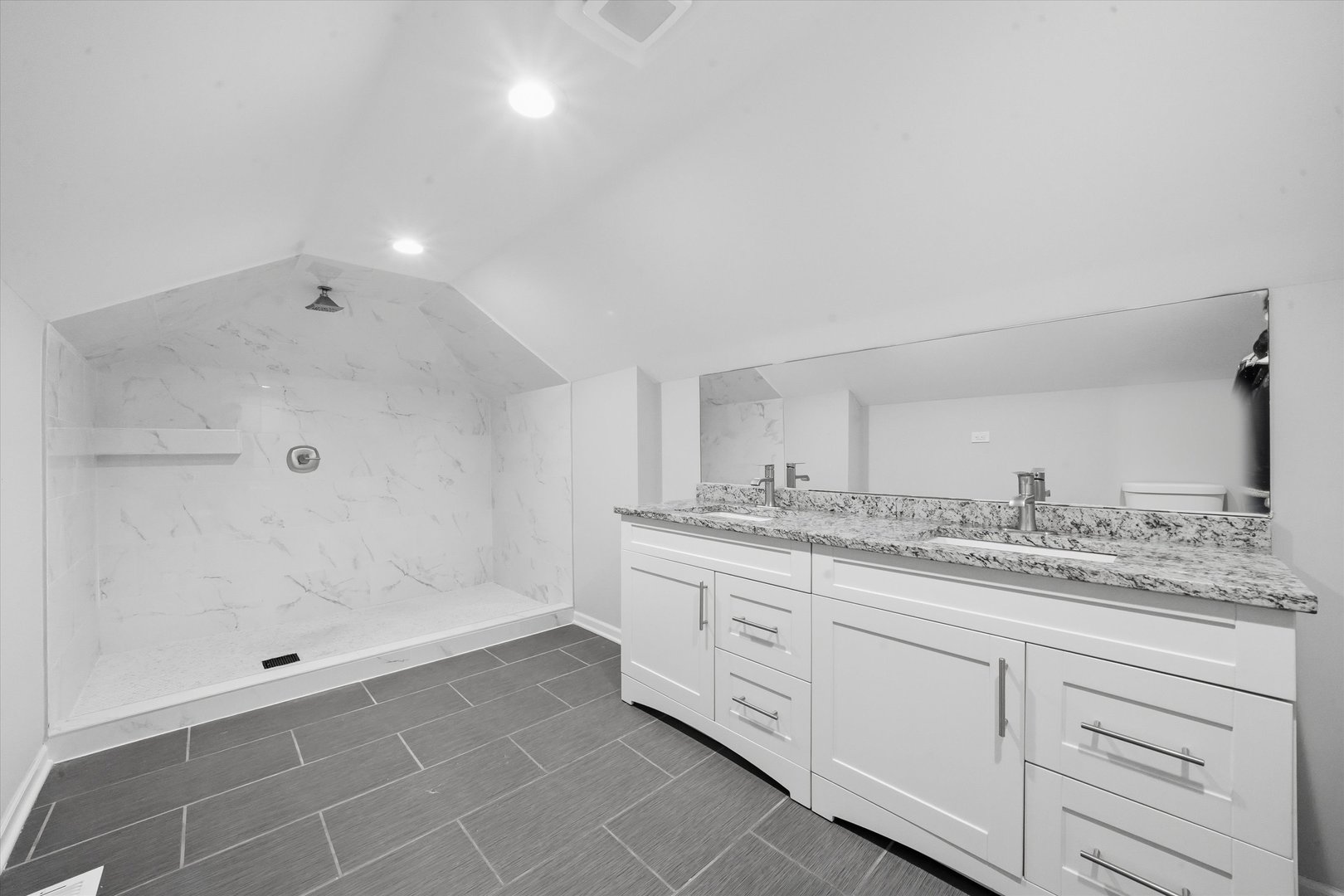 7940 South Perry Avenue Chicago, IL 60620 - Photo 16 of 29