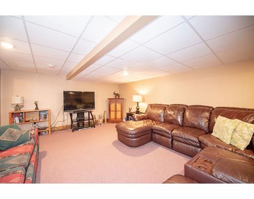 123 Bayberry Hill Road Townsend, MA 01474 - Photo 23 of 29