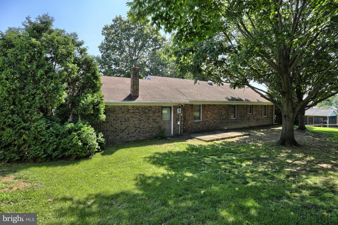 944 Spring Road Elizabethtown, PA 17022 - Photo 16 of 17