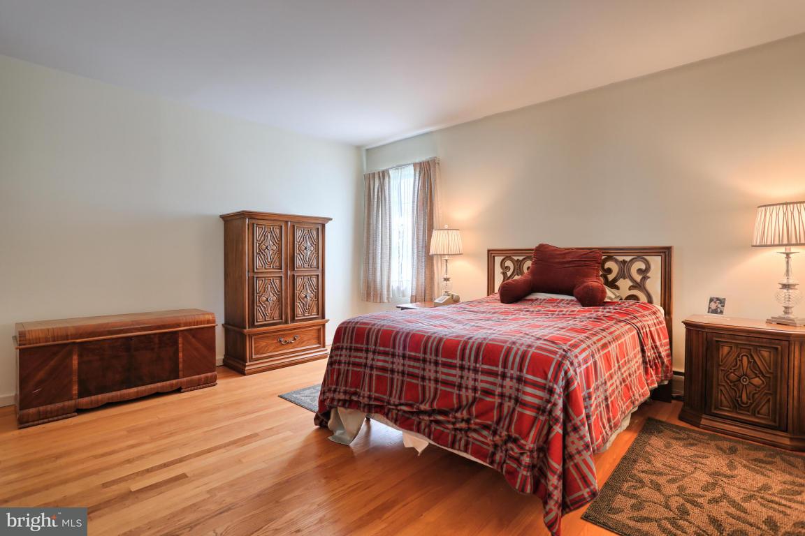 944 Spring Road Elizabethtown, PA 17022 - Photo 10 of 17